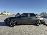 Hyundai Elantra 2023 года за 8 700 000 тг. в Актау – фото 3