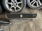 Решетка передняя оригинал TOYOTA CHASER 90 за 1 000 тг. в Астана