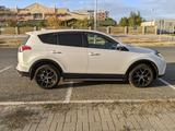 Toyota RAV4 2019 годаfor13 500 000 тг. в Атырау – фото 3