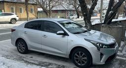 Kia Rio 2021 годаfor8 600 000 тг. в Семей – фото 2