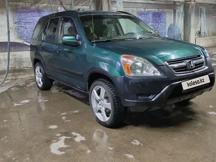 Honda CR-V 2002 года за 3 600 000 тг. в Астана – фото 2