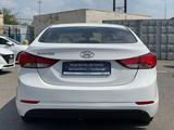 Hyundai Elantra 2014 года за 6 890 000 тг. в Шымкент – фото 3