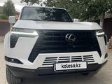 Lexus GX 550 2024 года за 63 000 000 тг. в Актобе – фото 2