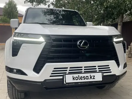 Lexus GX 550 2024 года за 63 000 000 тг. в Актобе – фото 2