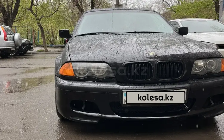 BMW 318 1999 годаүшін3 300 000 тг. в Караганда