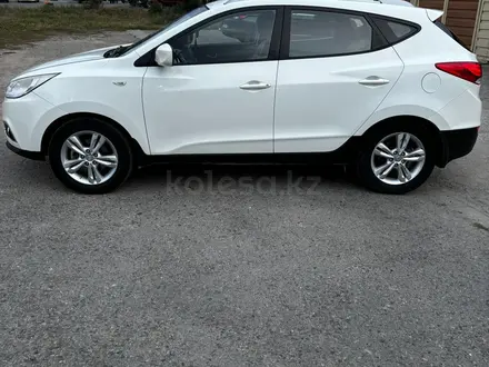 Hyundai Tucson 2011 года за 7 300 000 тг. в Усть-Каменогорск – фото 12