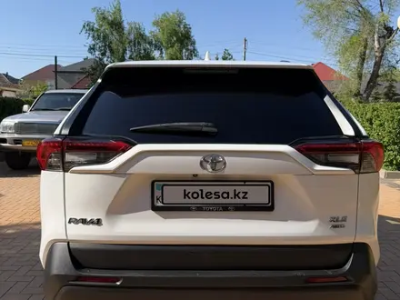 Toyota RAV4 2021 года за 13 000 000 тг. в Уральск – фото 7