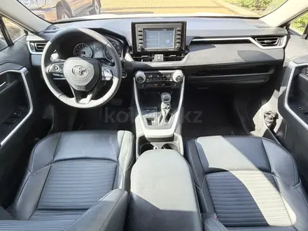 Toyota RAV4 2021 года за 13 000 000 тг. в Уральск – фото 8