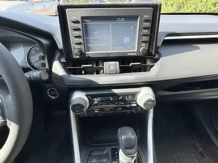 Toyota RAV4 2021 года за 13 000 000 тг. в Уральск – фото 9