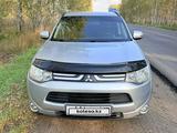 Mitsubishi Outlander 2012 годаүшін7 500 000 тг. в Петропавловск – фото 2