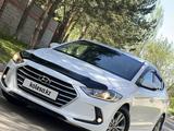 Hyundai Elantra 2017 годаfor7 350 000 тг. в Астана – фото 3