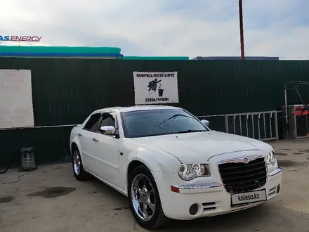 Chrysler 300C 2005 года за 3 200 000 тг. в Алматы – фото 6