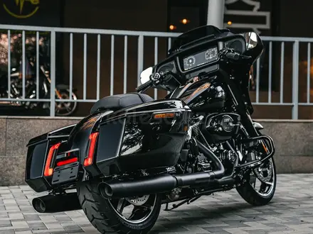 Harley-Davidson  Street Glide 2024 года за 24 000 000 тг. в Алматы – фото 15