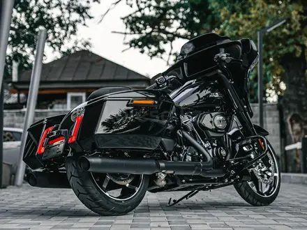 Harley-Davidson  Street Glide 2025 года за 25 500 000 тг. в Алматы – фото 25