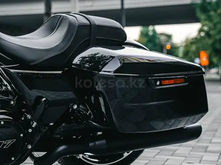 Harley-Davidson  Street Glide 2025 года за 25 500 000 тг. в Алматы – фото 30