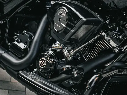 Harley-Davidson  Street Glide 2025 года за 25 500 000 тг. в Алматы – фото 4