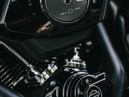 Harley-Davidson  Street Glide 2025 года за 25 500 000 тг. в Алматы – фото 5