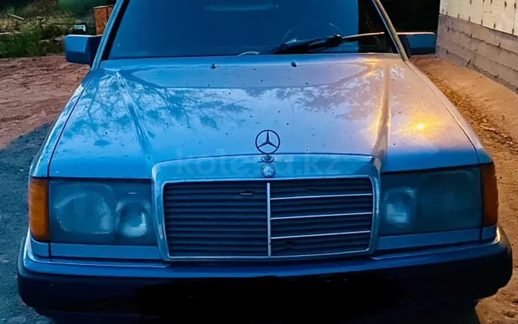Mercedes-Benz E 200 1990 года за 1 350 000 тг. в Конаев (Капшагай)
