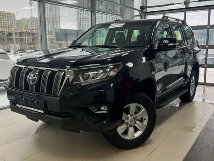 Toyota Land Cruiser Prado 2023 года за 30 710 000 тг. в Астана