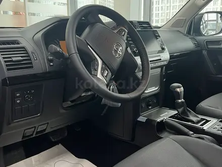 Toyota Land Cruiser Prado 2023 года за 30 710 000 тг. в Астана – фото 4