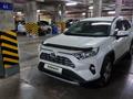 Toyota RAV4 2021 годаfor16 500 000 тг. в Астана