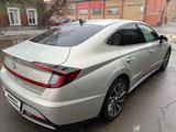 Hyundai Sonata 2022 года за 13 100 000 тг. в Павлодар – фото 2