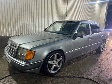 Mercedes-Benz E 230 1992 года за 1 000 000 тг. в Кентау