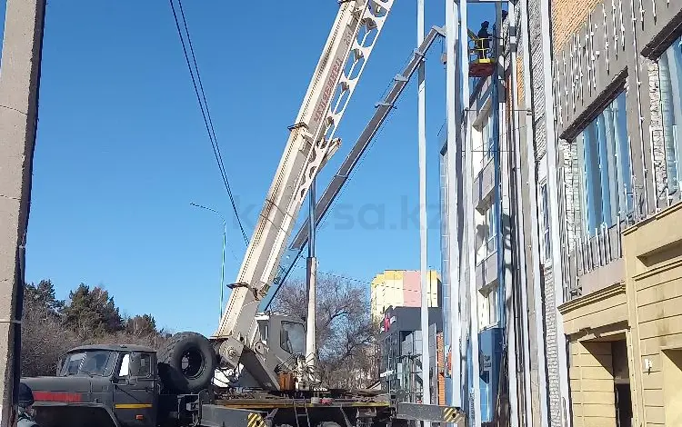 Автокран 25 тон, 33 метра вылет стрелы в Павлодар