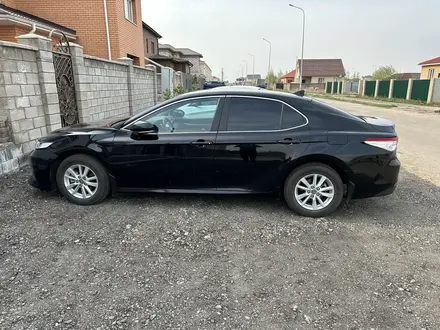 Toyota Camry 2020 года за 14 200 000 тг. в Астана – фото 8