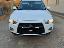 Mitsubishi Outlander, 2011