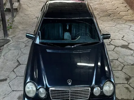 Mercedes-Benz E 230 1996 года за 1 200 000 тг. в Тараз – фото 4