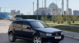 Volkswagen Golf 2002 года за 2 750 000 тг. в Астана