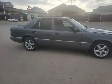 Mercedes-Benz E 280 1994 года за 1 100 000 тг. в Кызылорда – фото 10