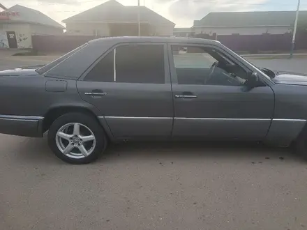 Mercedes-Benz E 280 1994 года за 1 100 000 тг. в Кызылорда – фото 11