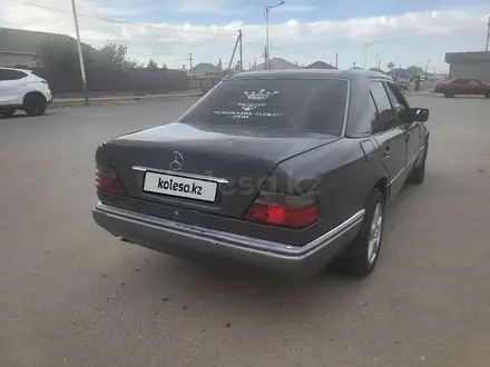 Mercedes-Benz E 280 1994 года за 1 100 000 тг. в Кызылорда – фото 13