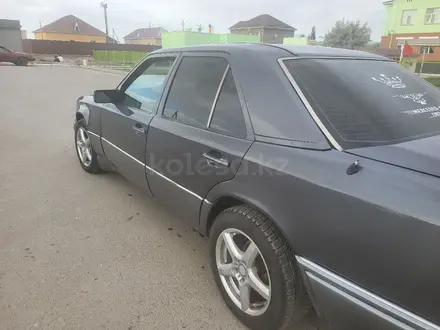 Mercedes-Benz E 280 1994 года за 1 100 000 тг. в Кызылорда – фото 18