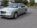 Mercedes-Benz E 200 2002 года за 4 200 000 тг. в Караганда – фото 2