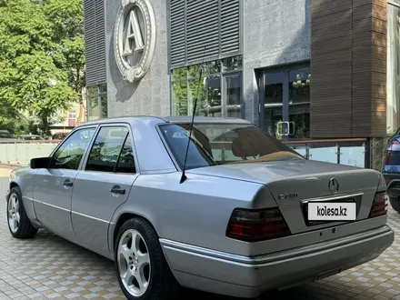 Mercedes-Benz E 280 1995 года за 5 300 000 тг. в Шымкент – фото 9