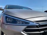 Hyundai Elantra 2019 года за 9 000 000 тг. в Рудный – фото 3