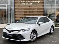 Toyota Camry 2020 года за 13 650 000 тг. в Уральск