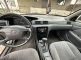 Toyota Camry 2000 годаүшін4 150 000 тг. в Тараз – фото 4