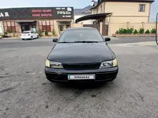 Toyota Carina E, 1997