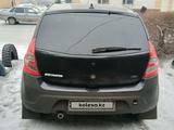 Renault Sandero 2013 годаүшін2 800 000 тг. в Семей – фото 2