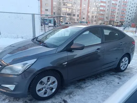 Hyundai Solaris 2014 года за 5 800 000 тг. в Актобе – фото 5