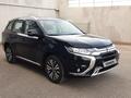 Mitsubishi Outlander 2023 годаfor13 800 000 тг. в Астана – фото 2