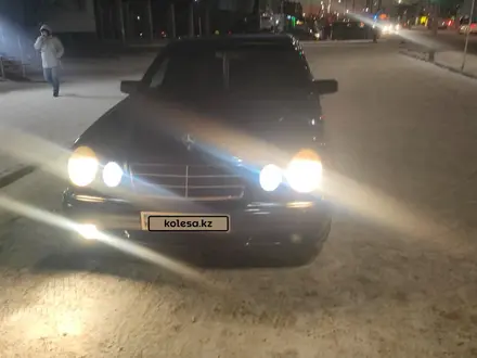 Mercedes-Benz E 320 1998 года за 4 000 000 тг. в Атырау – фото 6