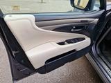 Lexus LS 600h 2013 годаүшін19 000 000 тг. в Алматы – фото 4