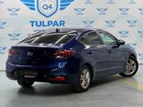 Hyundai Elantra 2018 года за 7 900 000 тг. в Алматы – фото 3
