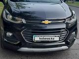 Chevrolet Tracker 2020 года за 5 900 000 тг. в Алматы – фото 3