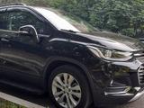 Chevrolet Tracker 2020 года за 5 900 000 тг. в Алматы – фото 4